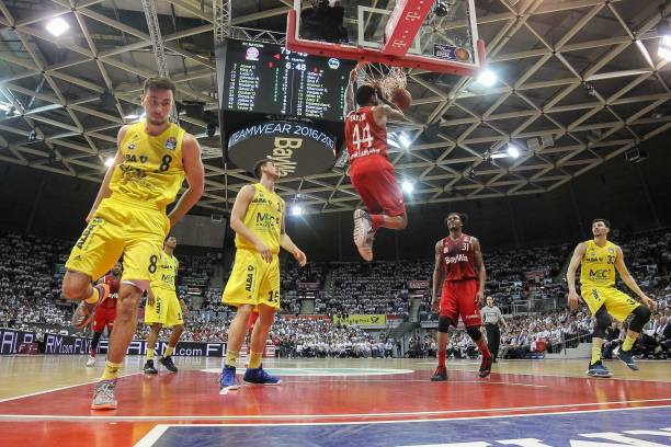 程密集的冬 程密集的冬