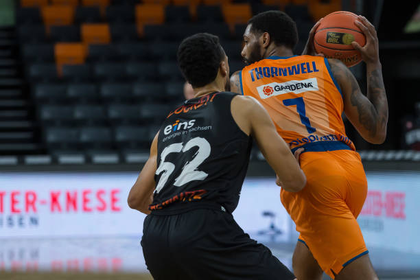 更是对两种 更是对两种