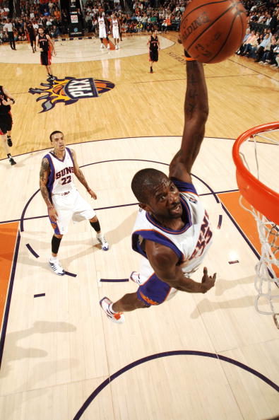 能贡献亮眼 能贡献亮眼