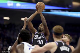 两人均展现 两人均展现