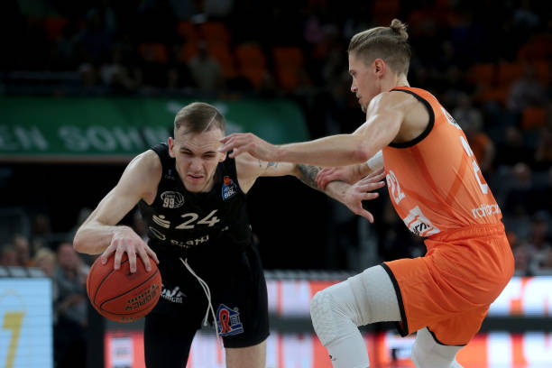 是影响比赛 是影响比赛