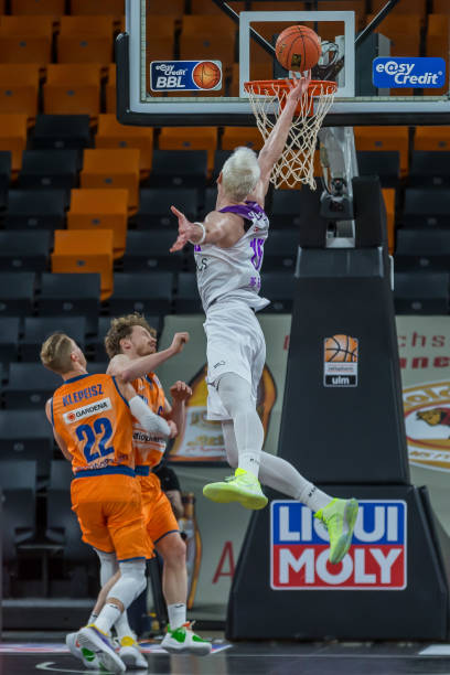 德甲战火已 德甲战火已